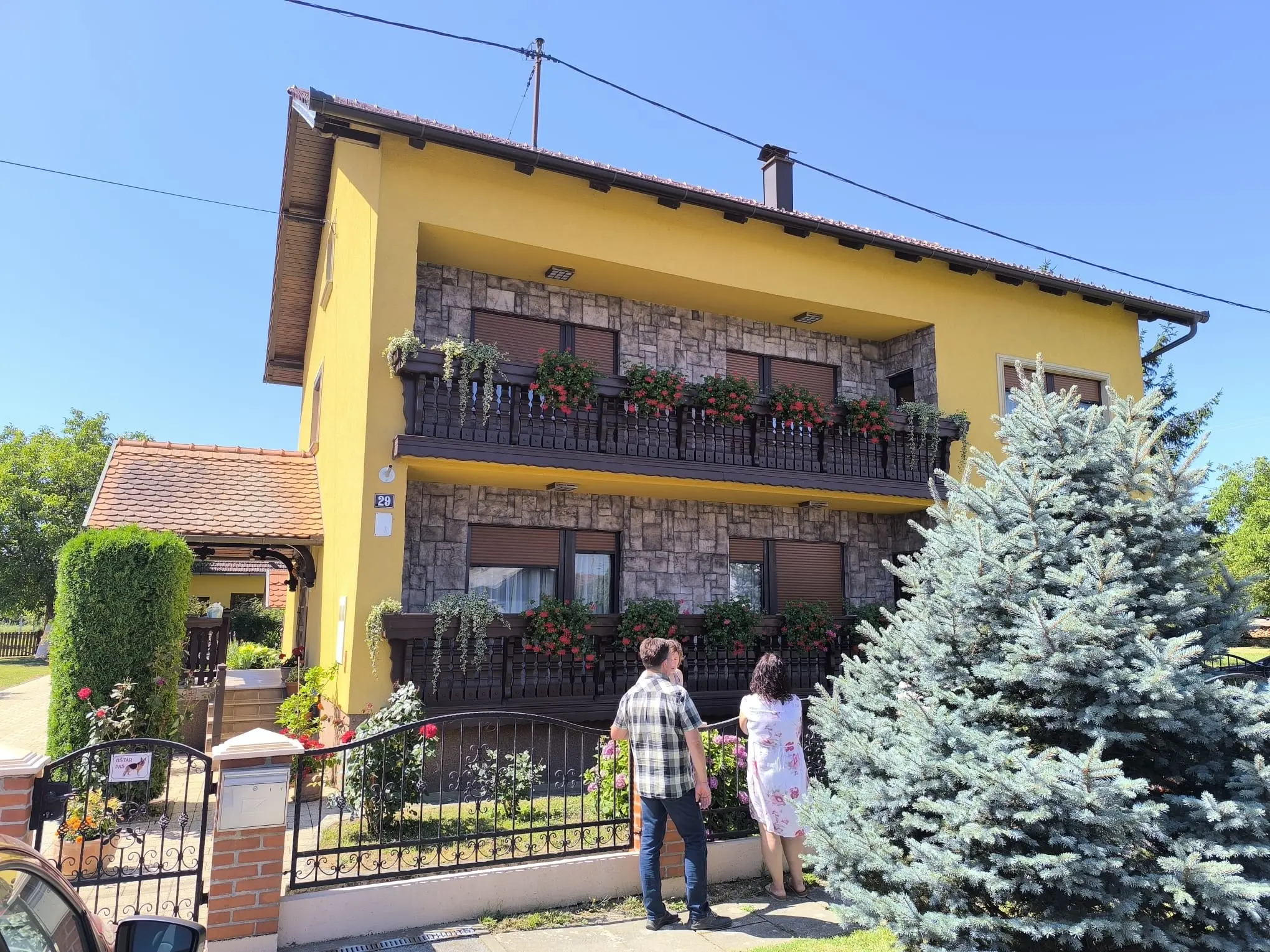 Peček3